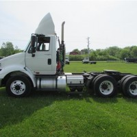 2009 INTL 8600