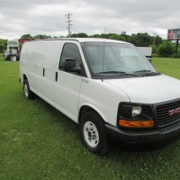 2011 FORD E250