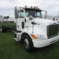 2012 Peterbilt 337