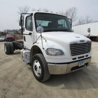 2009 freightliner m2